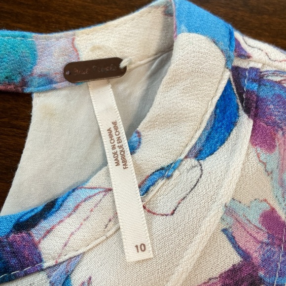 Sale! Beautiful Free People floral dress, size 10, in great condition. - Picture 6 of 14